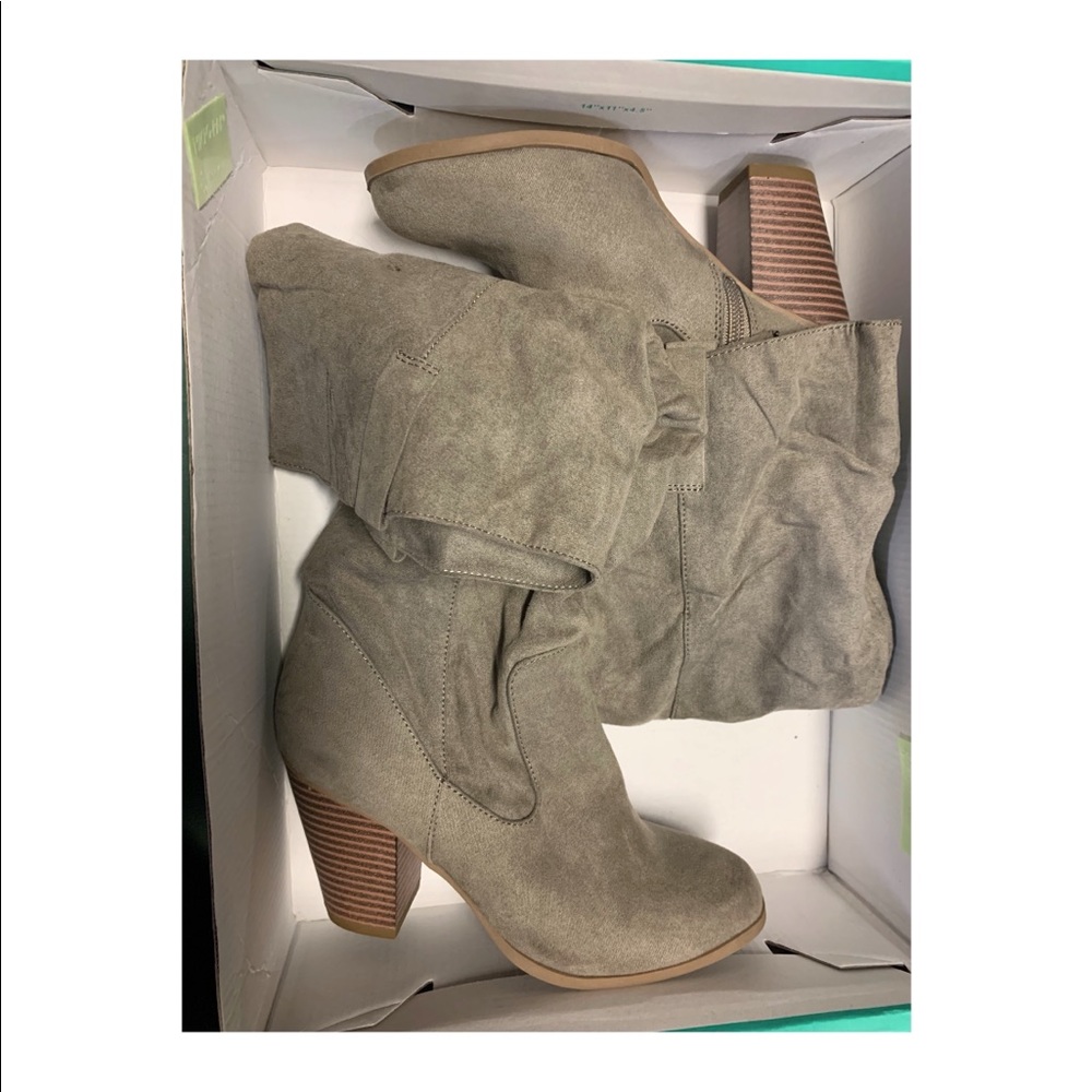Maurices boots NWT